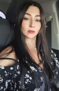 Meet-sugar-mummy-in-Dubai-contact-number-available